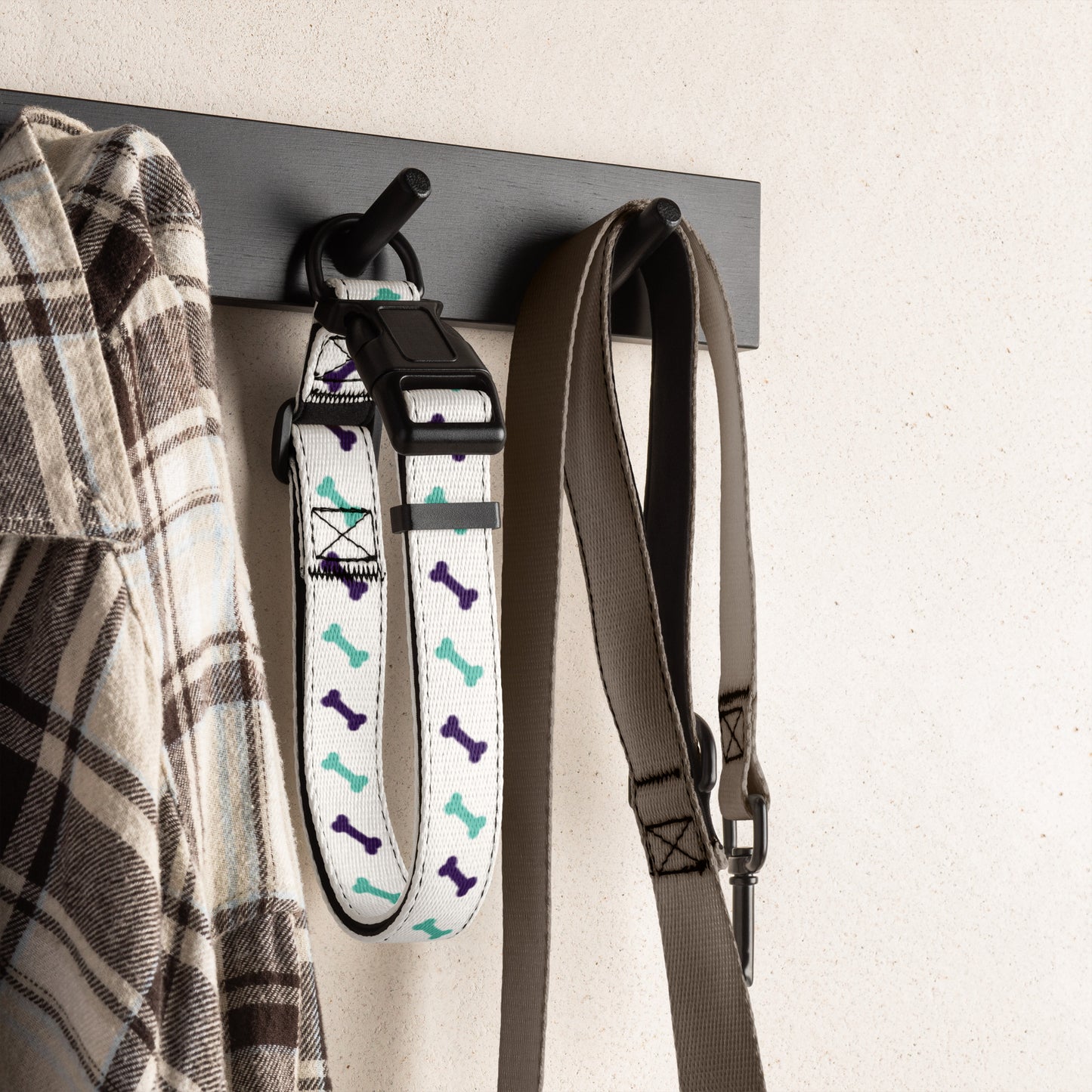 White Green Bones Pet collar